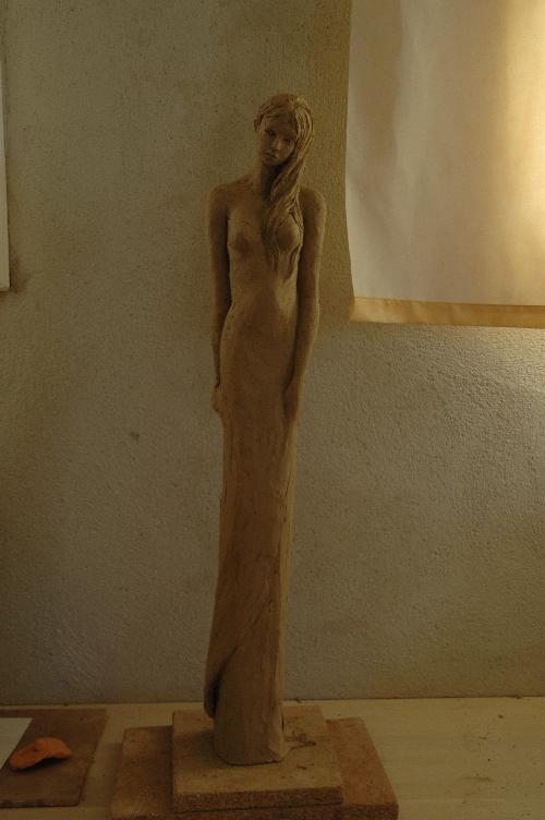 sculpture femme longue